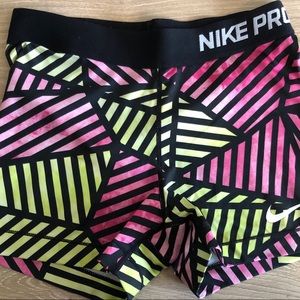 Nike Pro Women’s Medium Shorts